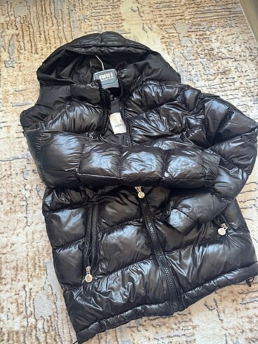 s Beden Moncler Parlak Mont