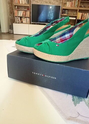 37 Beden TOMMY HİLFİGER KADIN TOPUKLU AYAKKABI