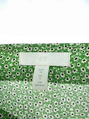 34 Beden yeşil Renk H&M Uzun Etek %70 İndirimli.