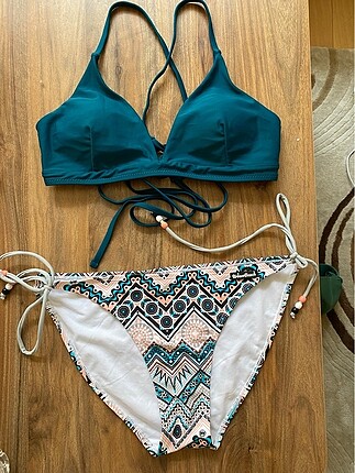 Bikini alt ve üst
