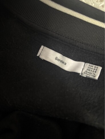 s Beden BERSHKA KOLEJ CEKET