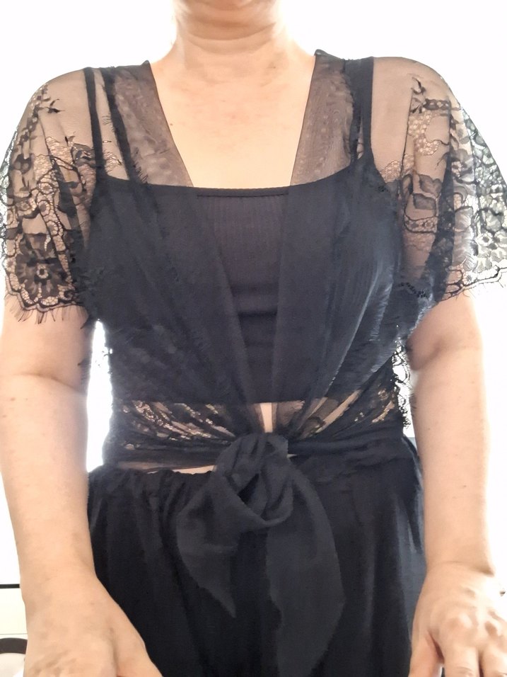 Dantel Detaylı Siyah Bluz üst giyim - Görsel 3