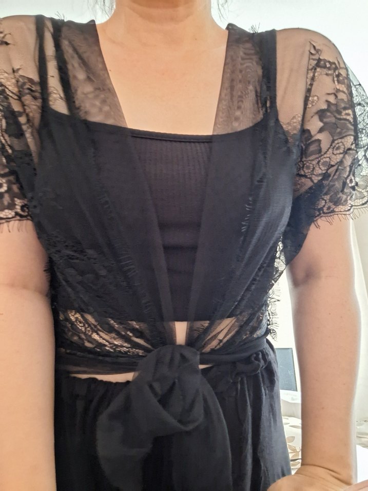 Dantel Detaylı Siyah Bluz üst giyim - Görsel 2