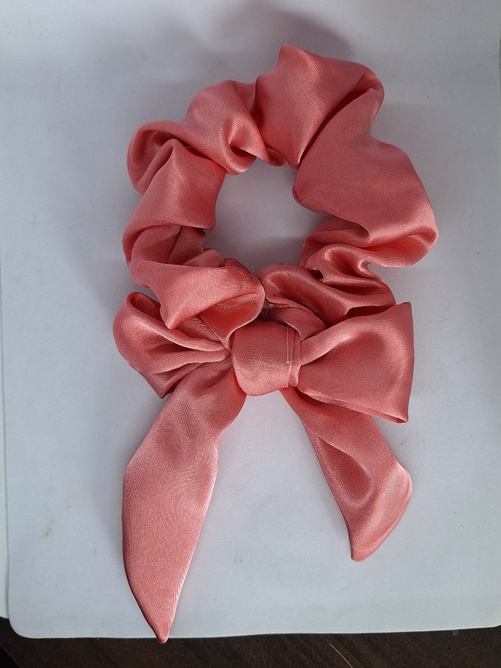 Scrunchie saç acıtmayan toka - Görsel 2