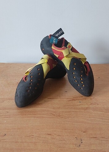 Scarpa Furia S tırmanış ayakkabisi 