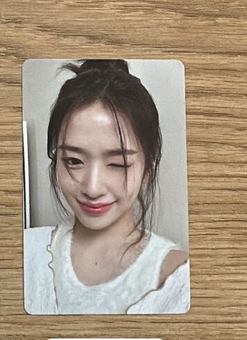 ive yujin photocard