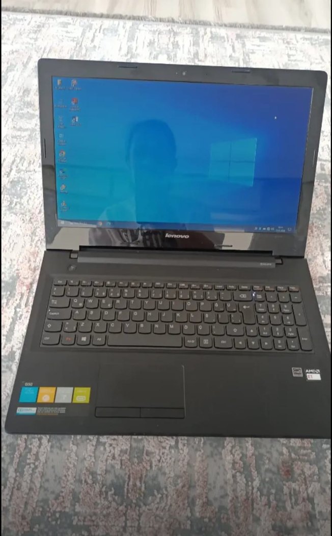 Lenovo Siyah Laptop - Görsel 2