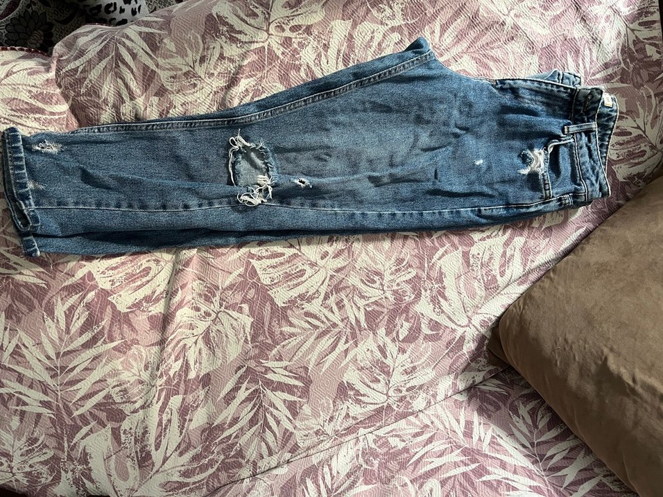 Yırtık Detaylı Rahat Kesim Kadın Kot Pantolon - Görsel 2