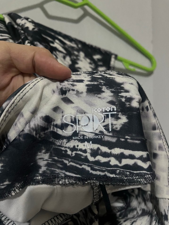 Kadın Gri Batik Desenli Pilili Tayt - Görsel 3