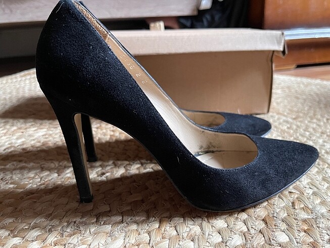 Hotiç Süet stiletto