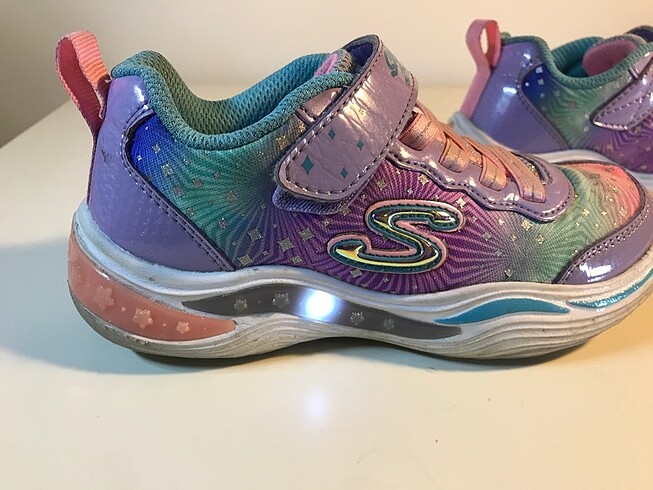 28 Beden çeşitli Renk Skechers Işıklı Spor ayakkabı