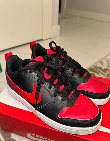 Nike Nike court