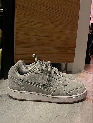 38,5 Beden nike ayakkabı