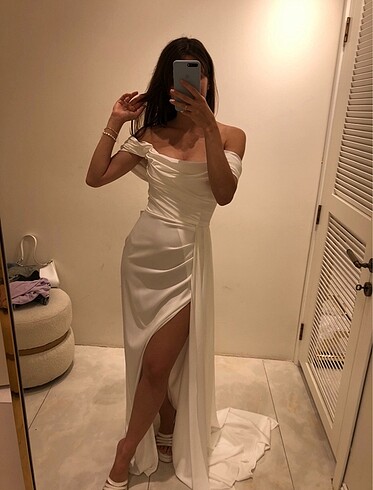 Alfabeta Alfabeta nikah elbisesi