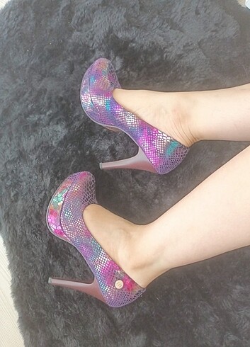 Yeni Sezon 35,37,38,39 Numara Mevcut