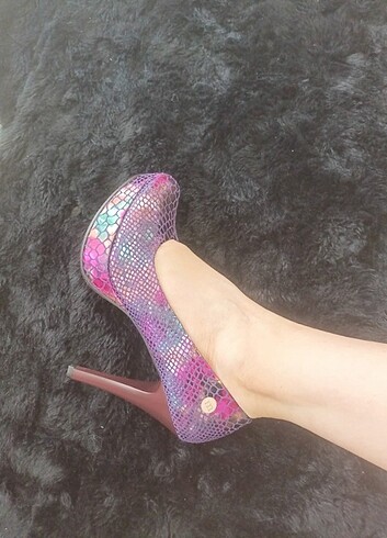 35 Beden Yeni Sezon 35,37,38,39 Numara Mevcut