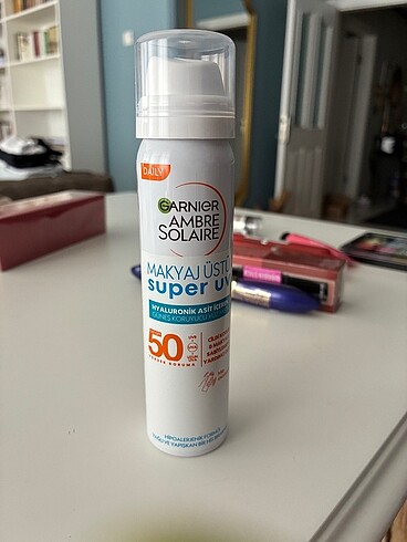 Garnier Garnier Ambre Solaire Makyaj Üstü Güneş Koruyucu Yüz Misti