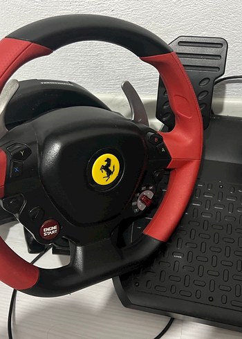 Kırmızı Ferrari Oyun Direksiyon Seti Thrustmaster Ferrari 458