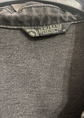 LC Waikiki Siyah Kadın Denim Ceket, Bol Kesim, Düğmeli