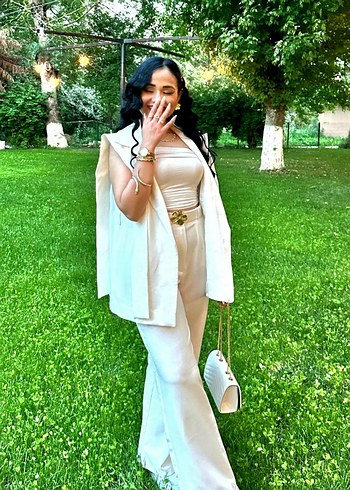 Beyaz Kadın Takım Elbise - Görsel 2