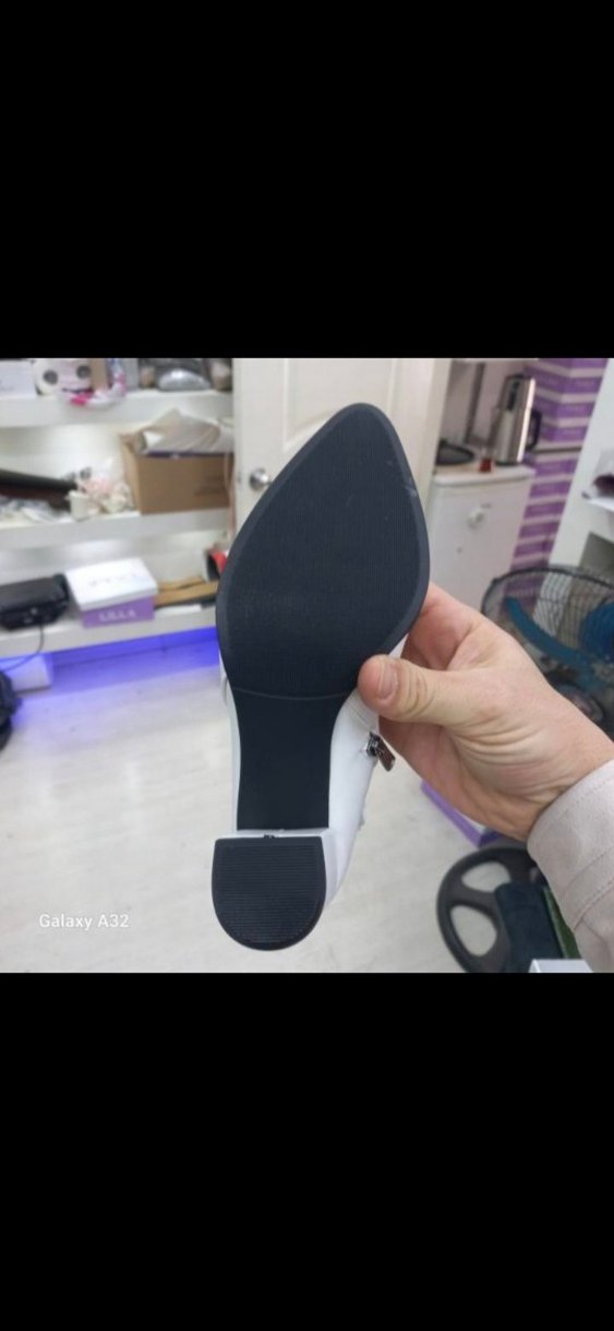 Beyaz Kadın Blok Topuklu Bot - Görsel 2