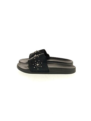 Nine West Terlik %70 İndirimli.