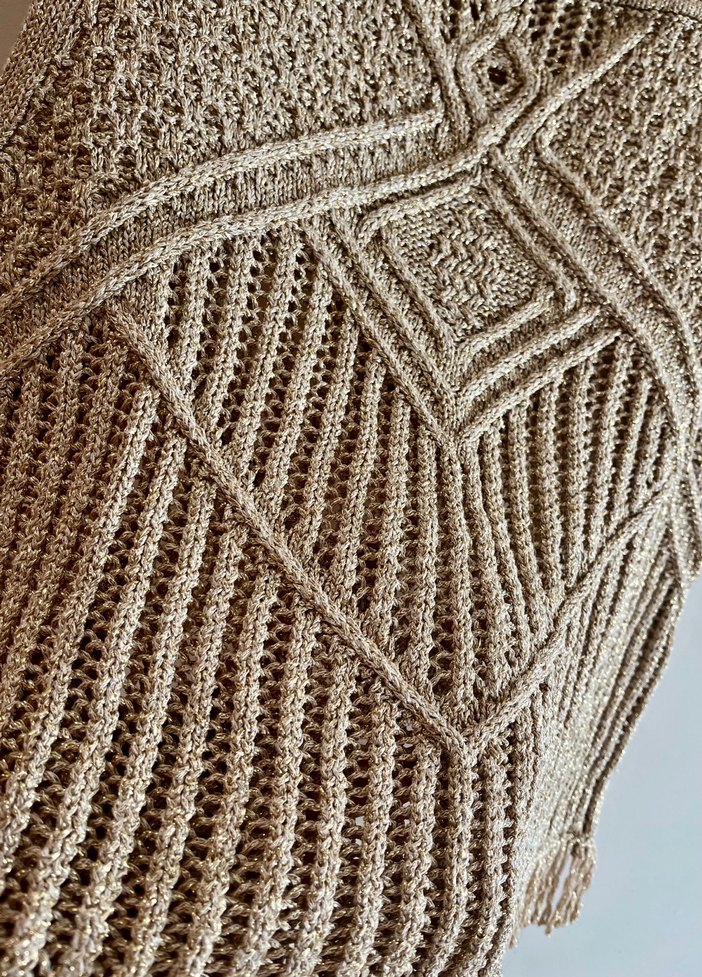 Zara Gold Nakışlı Kolsuz Triko Süveter - Görsel 3