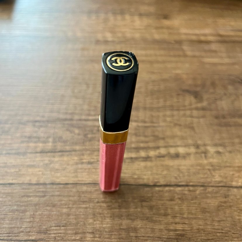 Chanel Dudak Parlatıcısı - Görsel 2