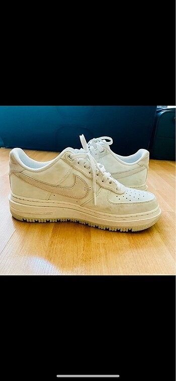42 Beden beyaz Renk Nike ayakkabı