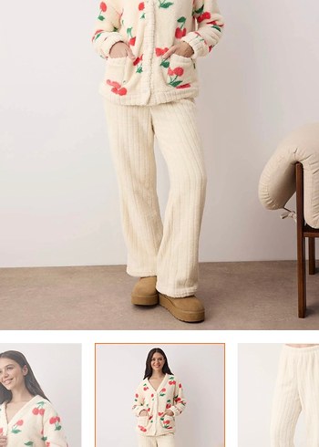 Trendyol & Milla Ekru Kiraz Desenli Pelus Pijama Takimi