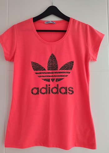 Kısa Kollu Adidas Tişört