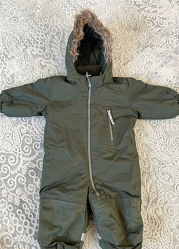 H&M ASTRONOT 