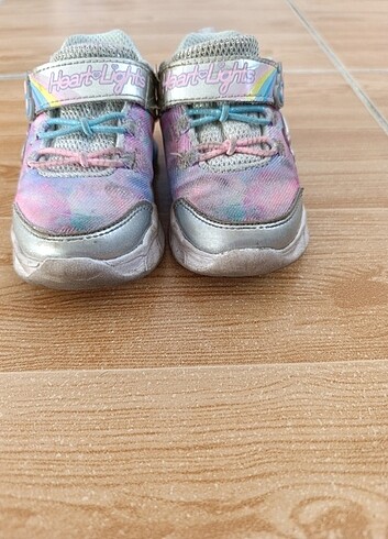 21 Beden Skechers bebek ayakkabısı