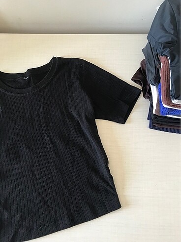 Bershka siyah crop