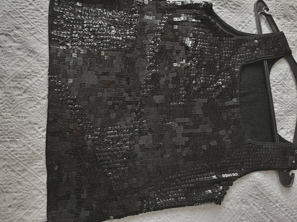 Parlak Siyah Payetli Kolsuz Mini bluz - Görsel 3