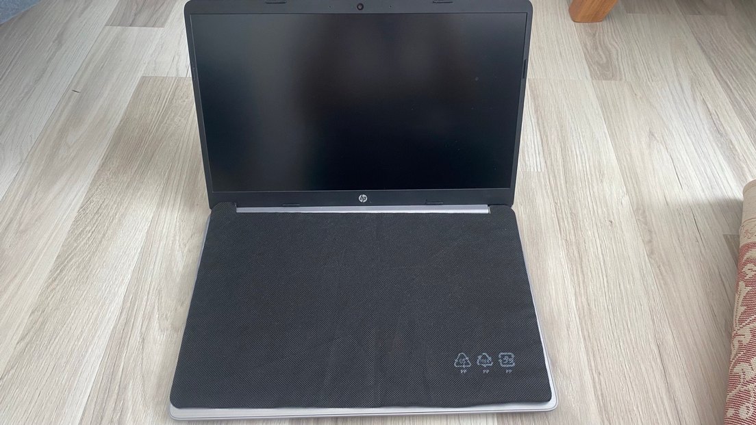 Gri HP Dizüstü Bilgisayar - Görsel 2