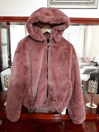 Bershka yumuşacık pelus mont