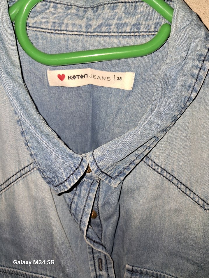 Düğmeli Mavi Denim Kadın Gömlek - Görsel 2