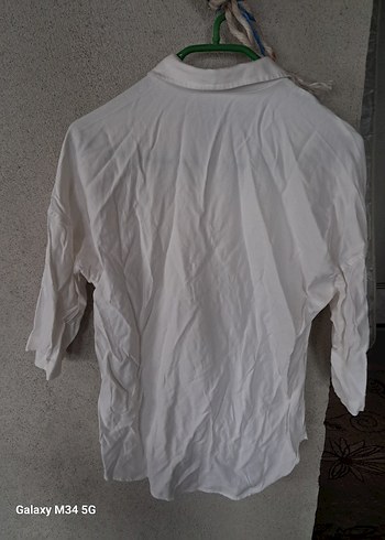 Düğmeli Beyaz Keten Kadın Gömlek - Görsel 4