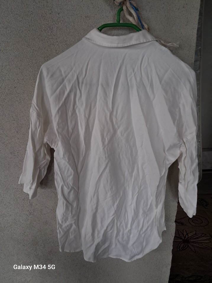 Düğmeli Beyaz Keten Kadın Gömlek - Görsel 4