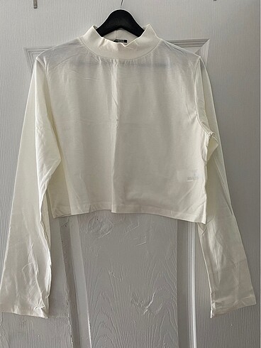 Ekru Crop Bluz
