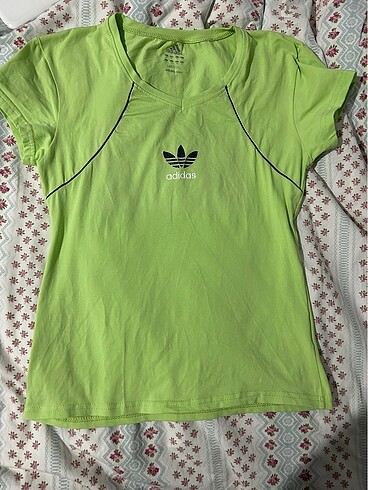 Adidas Yeşil Üst Tişört