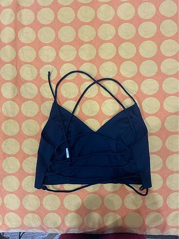 Trendyol & Milla Sırt dekolteli crop