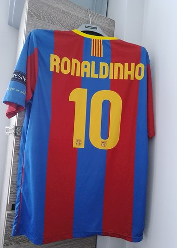 2007. Barcelona Ronaldinho Futbol Forması - Görsel 2