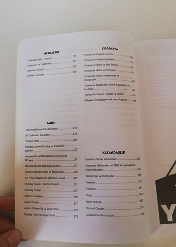 KPSS 2020 Konularına Göre Çözümlü Çıkmış Sorular Kitabı - Görsel 3
