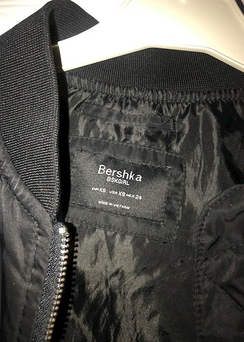xs Beden BERSHKA Siyah Fermuarlı Kadın Bomber Ceket