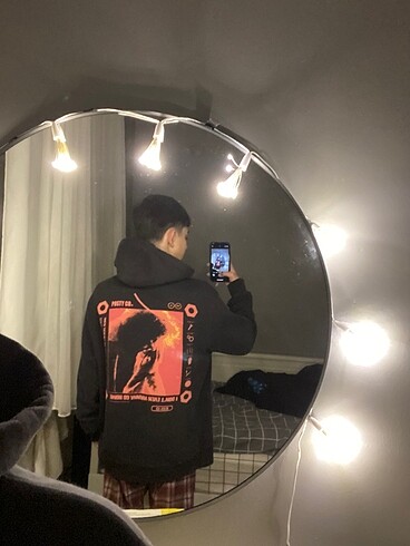 Arkası desenli sweatshirt