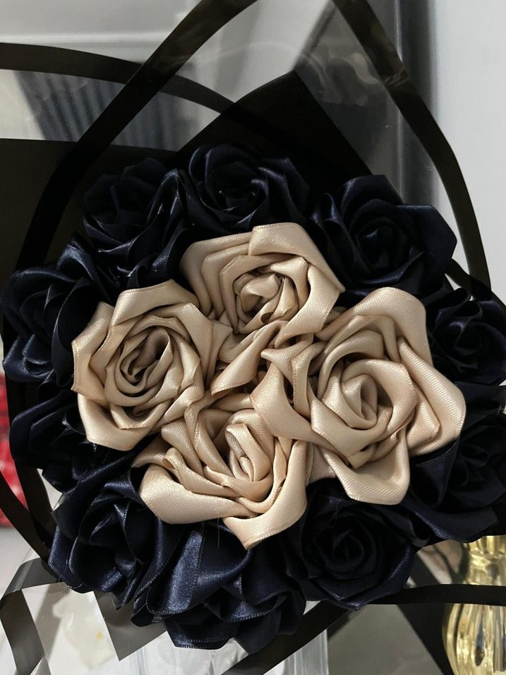 el yapımı solmayan kurdele gül buketi - Görsel 2