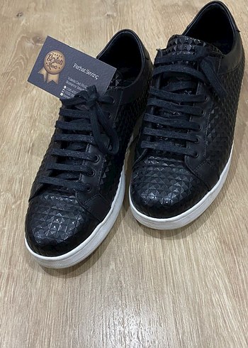 Siyah Erkek Spor Ayakkabı Yılan Desenli - Görsel 3