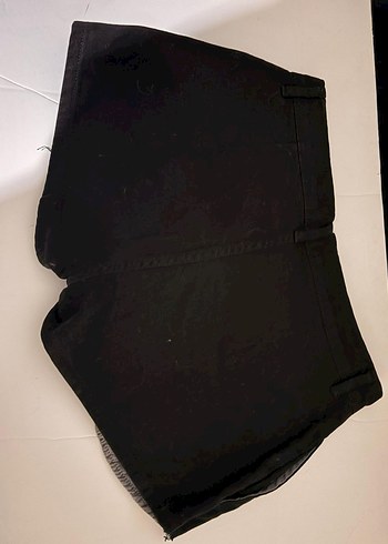 Siyah Etek Görünümlü Midi Şort - Görsel 2